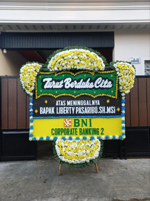 Papan Bunga Duka di Pasi Raja