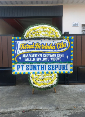 Papan Bunga Duka di Pasi Raja
