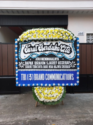 Papan Bunga Duka di Pasi Raja